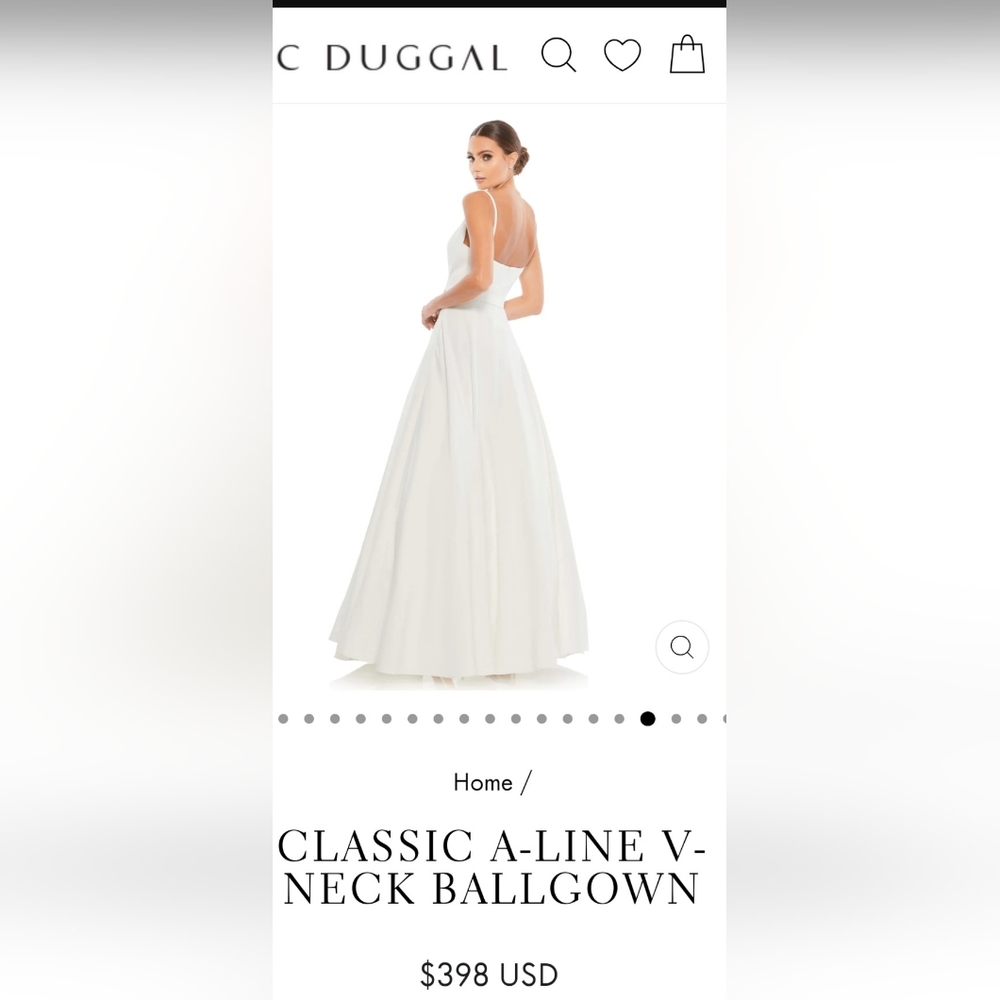Mac Duggal classical A-Line V-Neck Ballgound